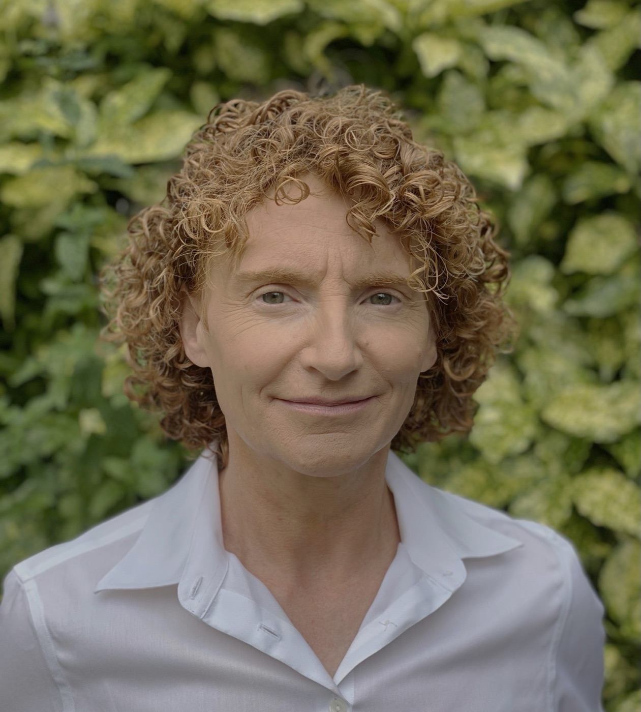 Una McNulty, Integrative Psychotherapist